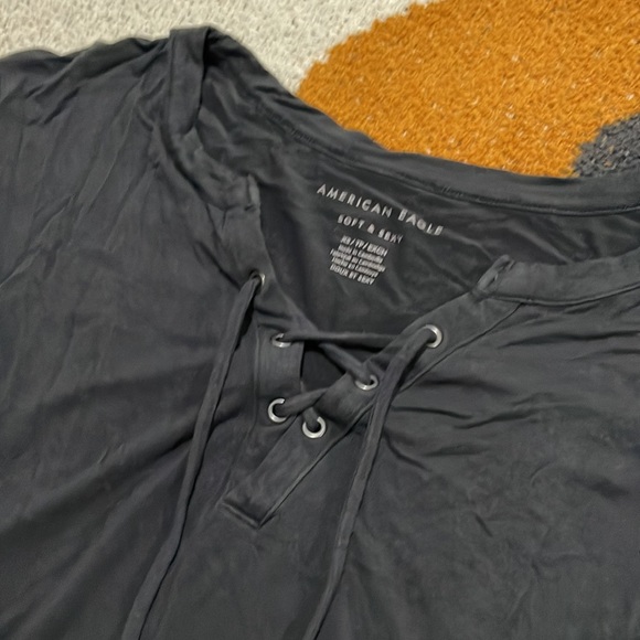 American Eagle t shirt size xs - Picture 2 of 2